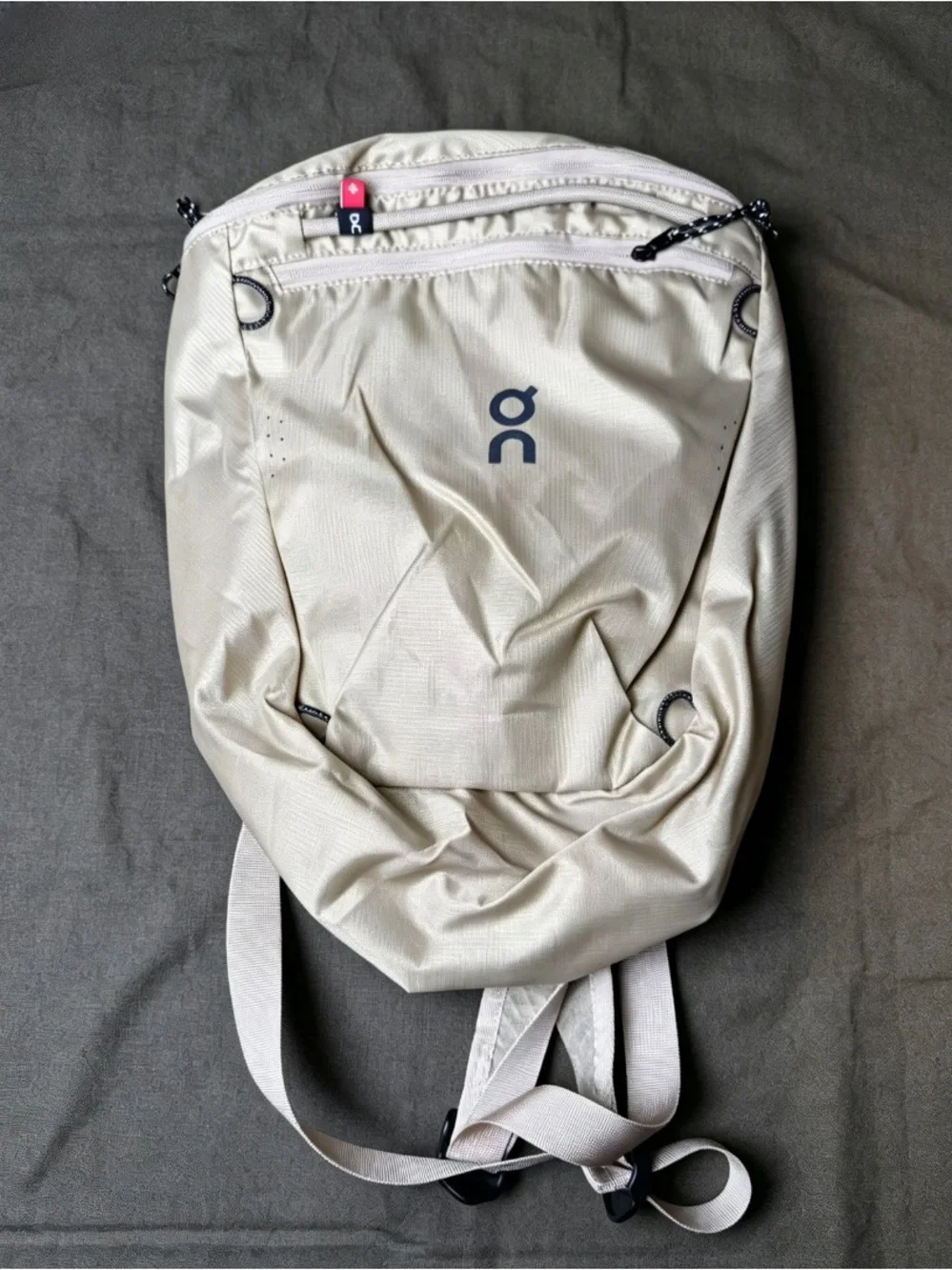 On Running Lightweight Cream Crossbody Sling Bag 6L